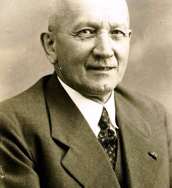 Portrait in Sepia von Bürgermeister Eugen Walz