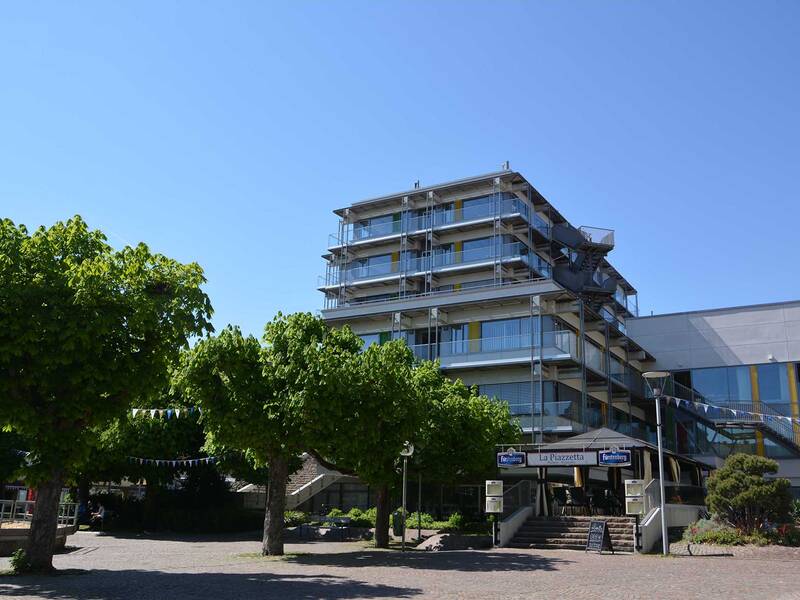 Rathaus mit Kirchplatz
