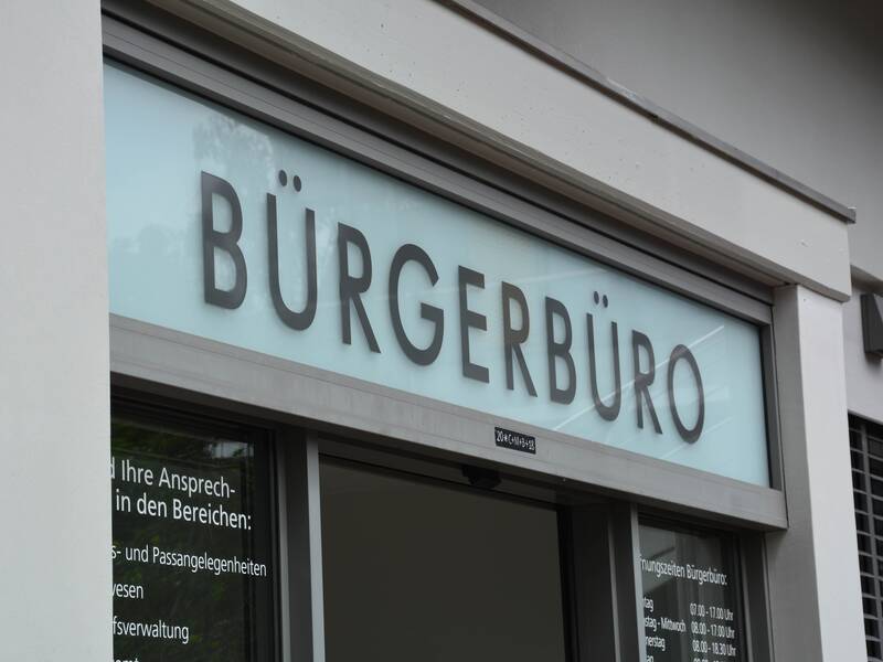 Der Eingang des Bürgerbüros